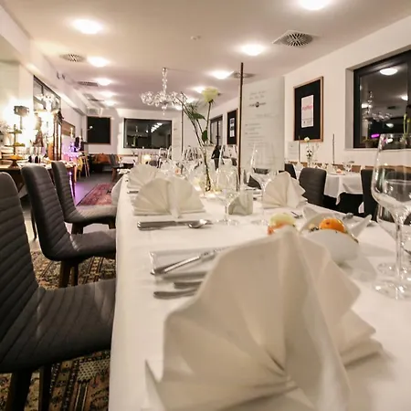 Dorf Loft Montafon By Pferd Auf Wolke Gaschurn